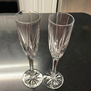 Champagne  🥂 fluxes…There are 2.